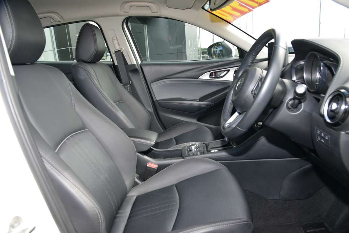 2022 Mazda CX-3 sTouring DK