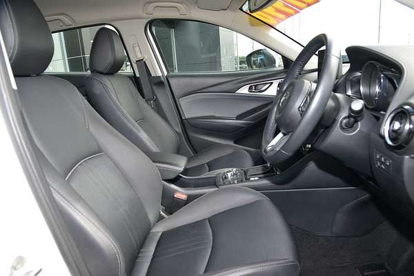 2022 Mazda CX-3 sTouring DK