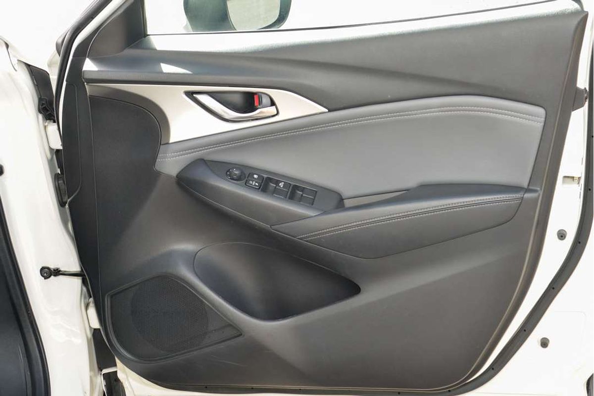 2022 Mazda CX-3 sTouring DK