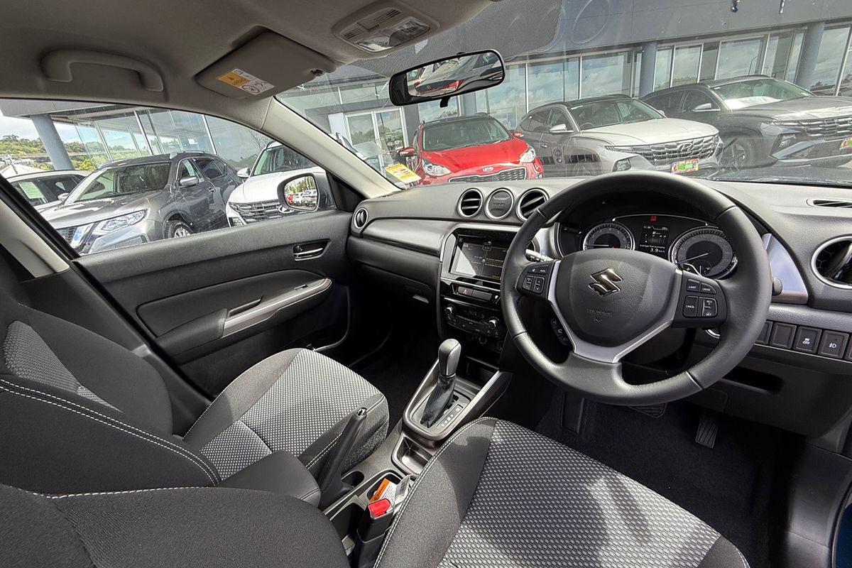 2023 Suzuki Vitara Limited Edition LY Series II