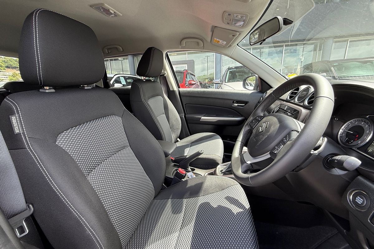 2023 Suzuki Vitara Limited Edition LY Series II