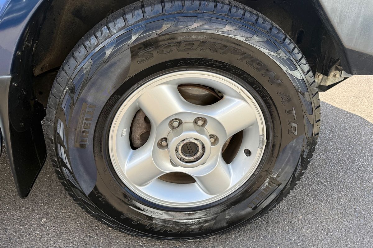 2013 Nissan Navara ST-R D22 4X4