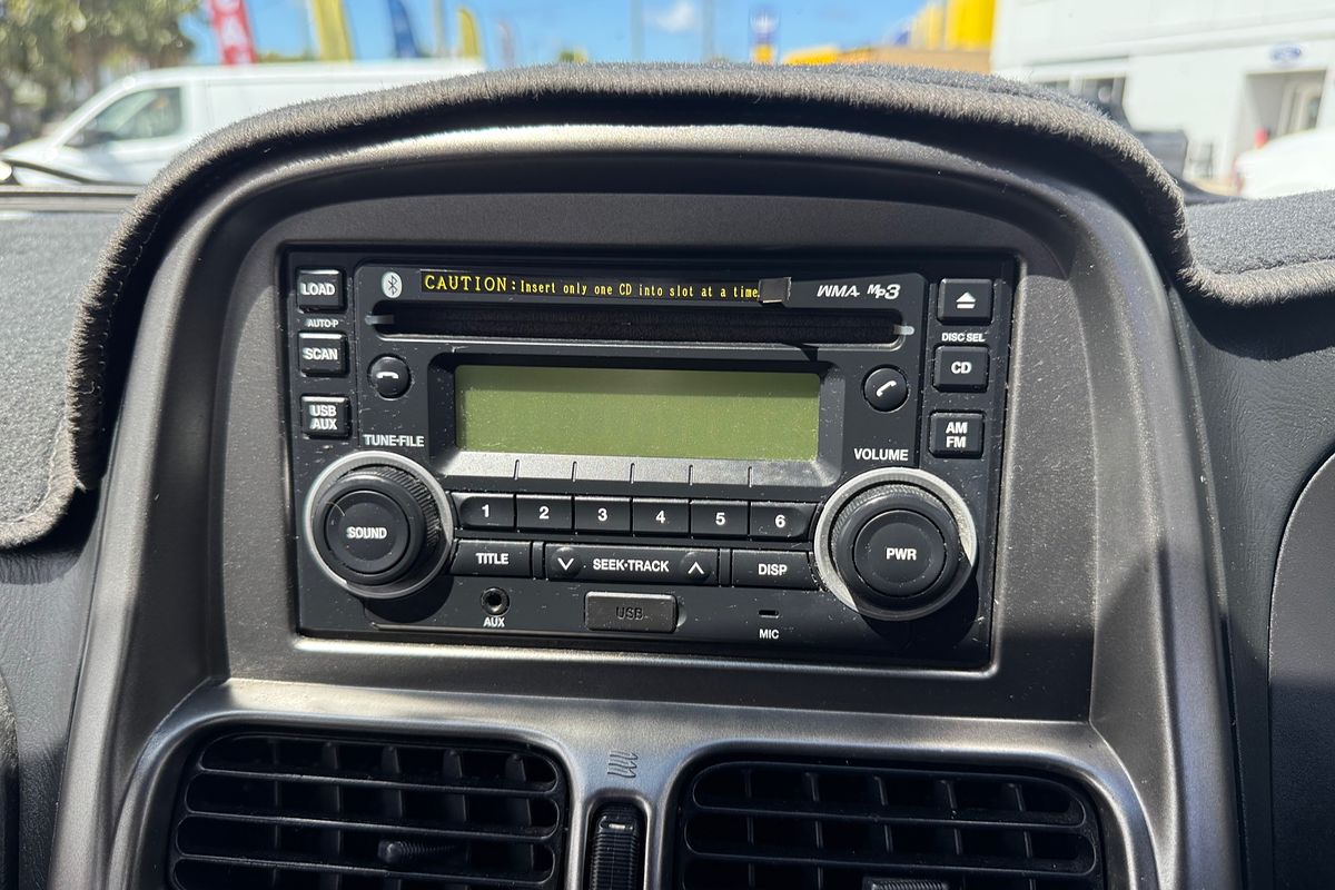 2013 Nissan Navara ST-R D22 4X4
