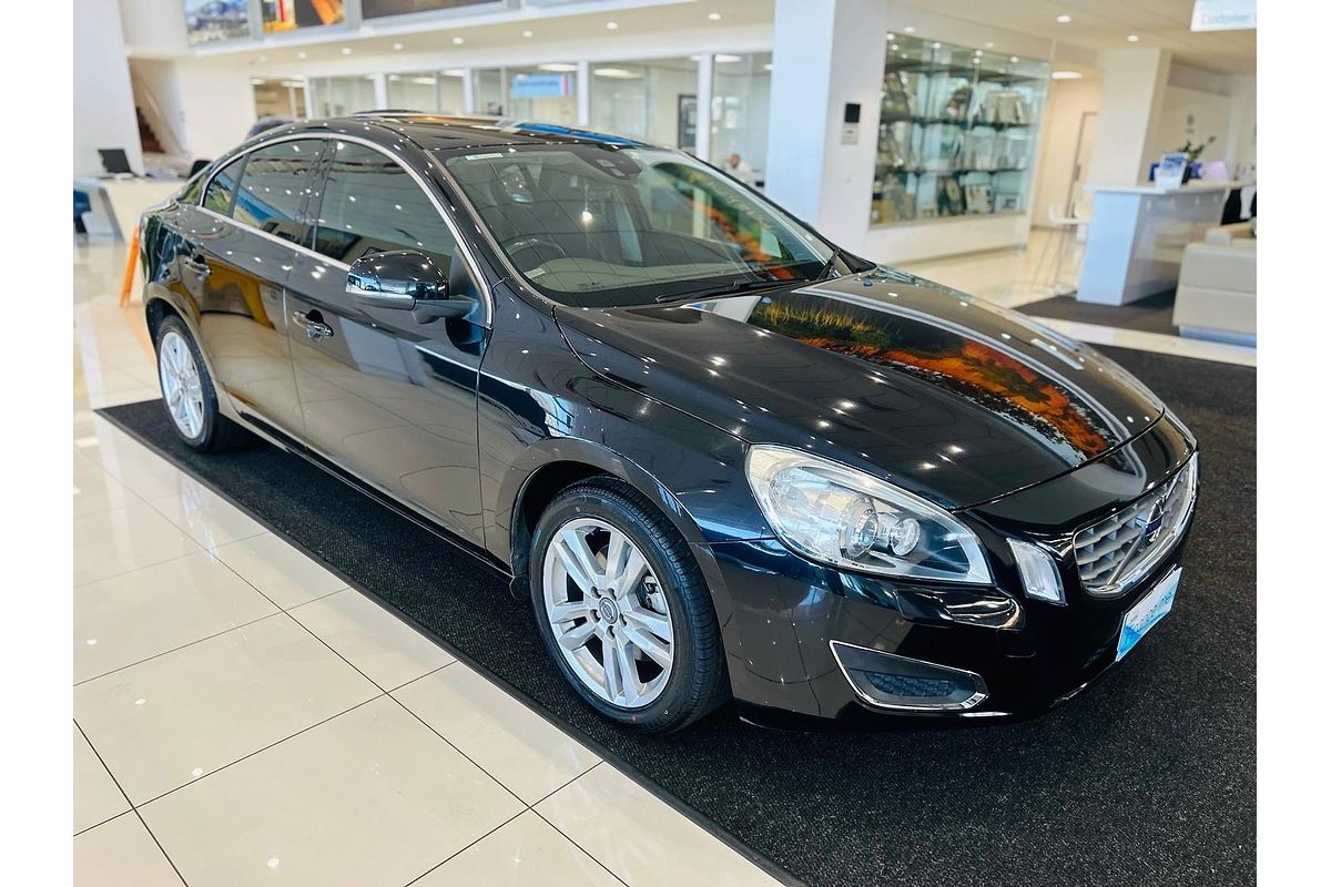 2012 Volvo S60 T4