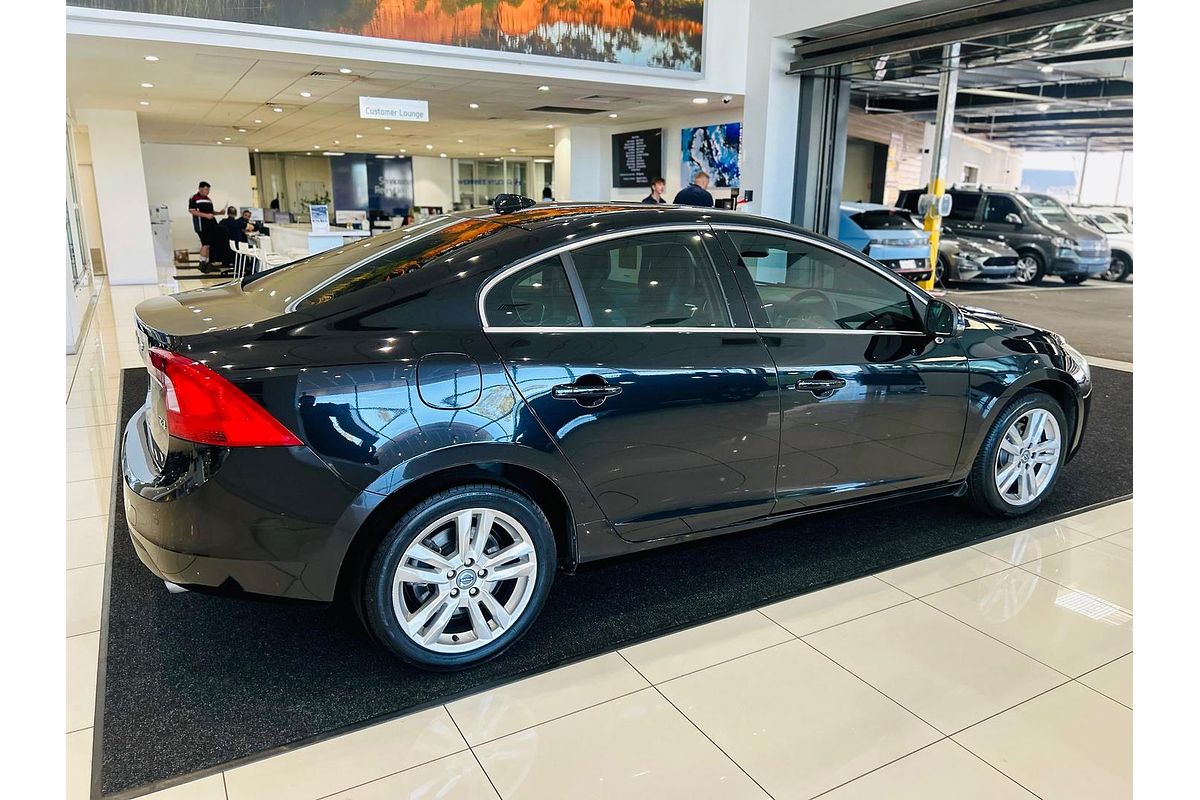 2012 Volvo S60 T4