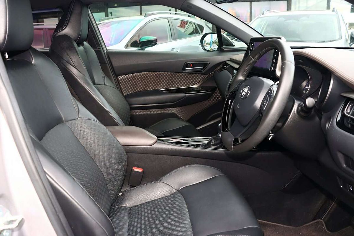 2022 Toyota C-HR Koba NGX10R