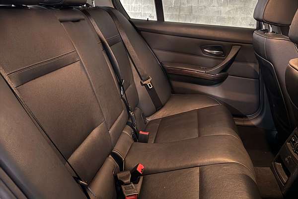 2011 BMW 3 Series 325i Exclusive E90