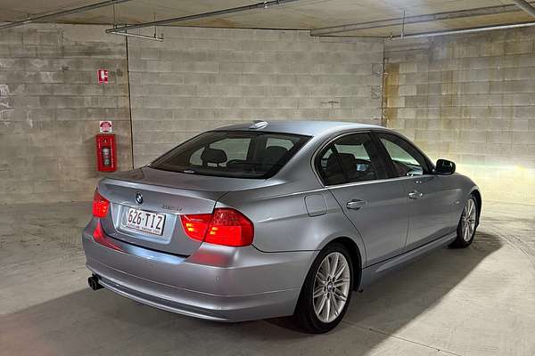 2011 BMW 3 Series 325i Exclusive E90