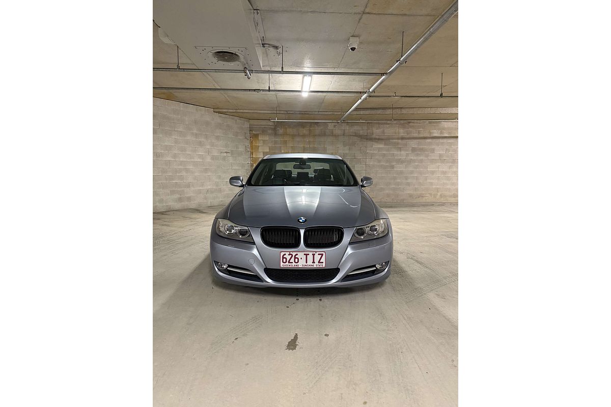 2011 BMW 3 Series 325i Exclusive E90