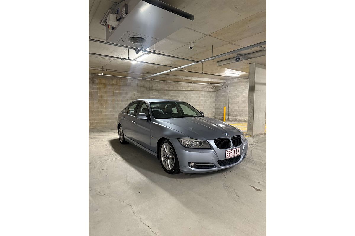 2011 BMW 3 Series 325i Exclusive E90