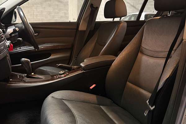 2011 BMW 3 Series 325i Exclusive E90
