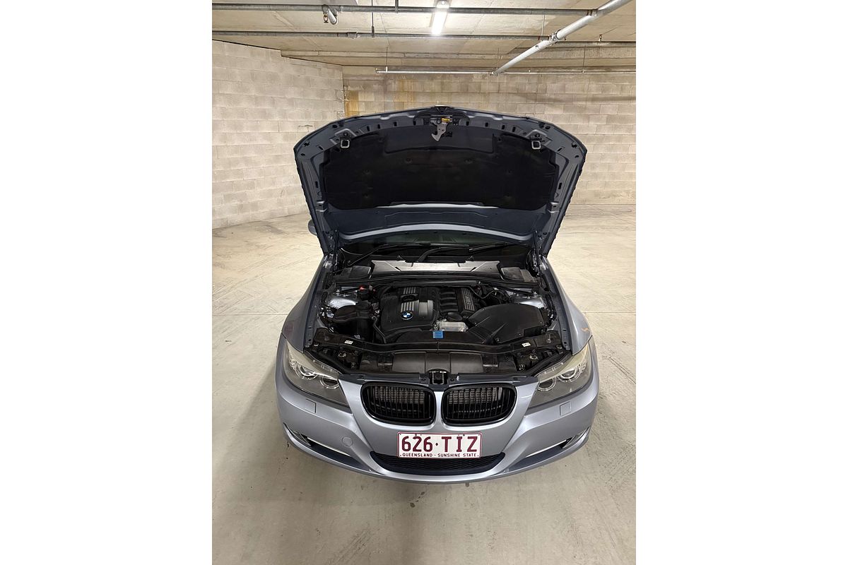 2011 BMW 3 Series 325i Exclusive E90