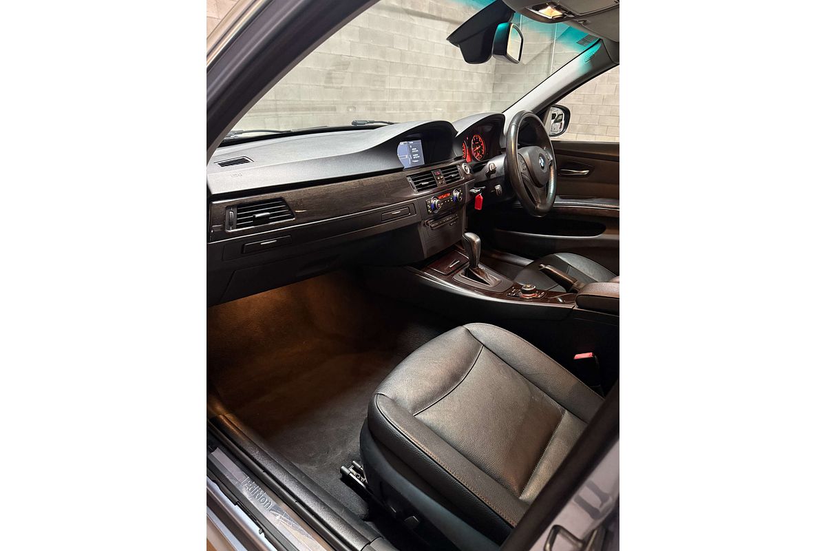 2011 BMW 3 Series 325i Exclusive E90