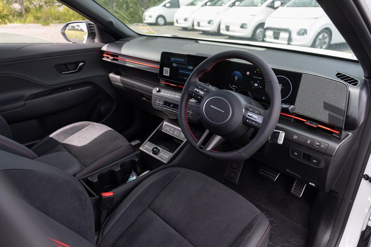 2025 Hyundai Kona Premium N Line SX2.V2