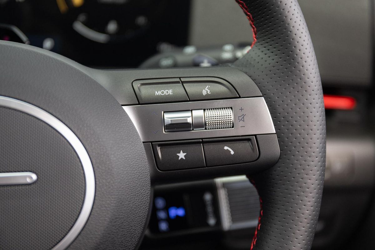 2025 Hyundai Kona Premium N Line SX2.V2