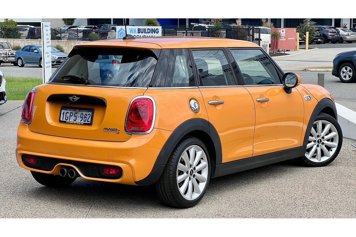 2017 MINI Hatch Cooper S F55