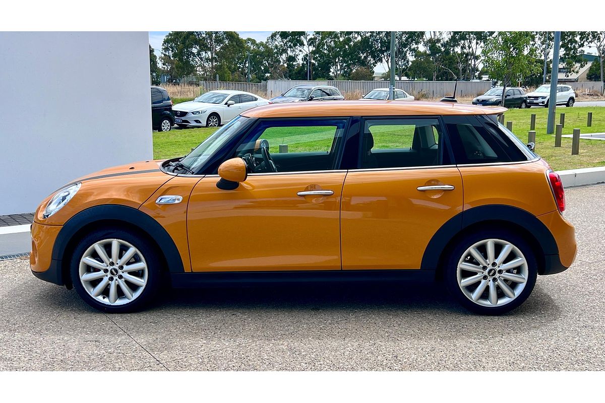 2017 MINI Hatch Cooper S F55