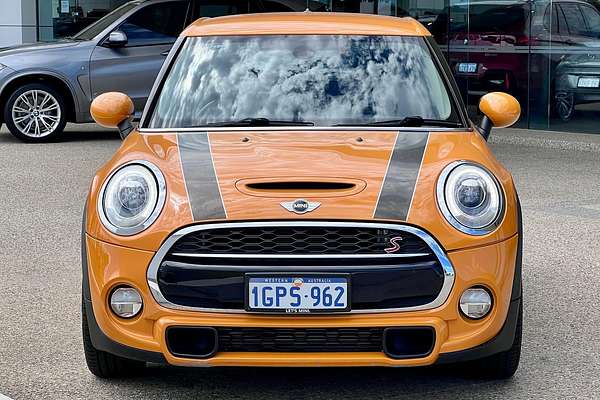 2017 MINI Hatch Cooper S F55