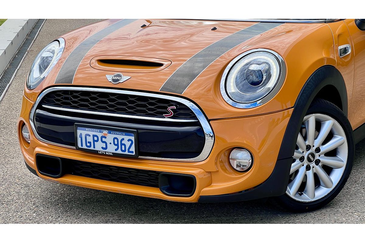 2017 MINI Hatch Cooper S F55
