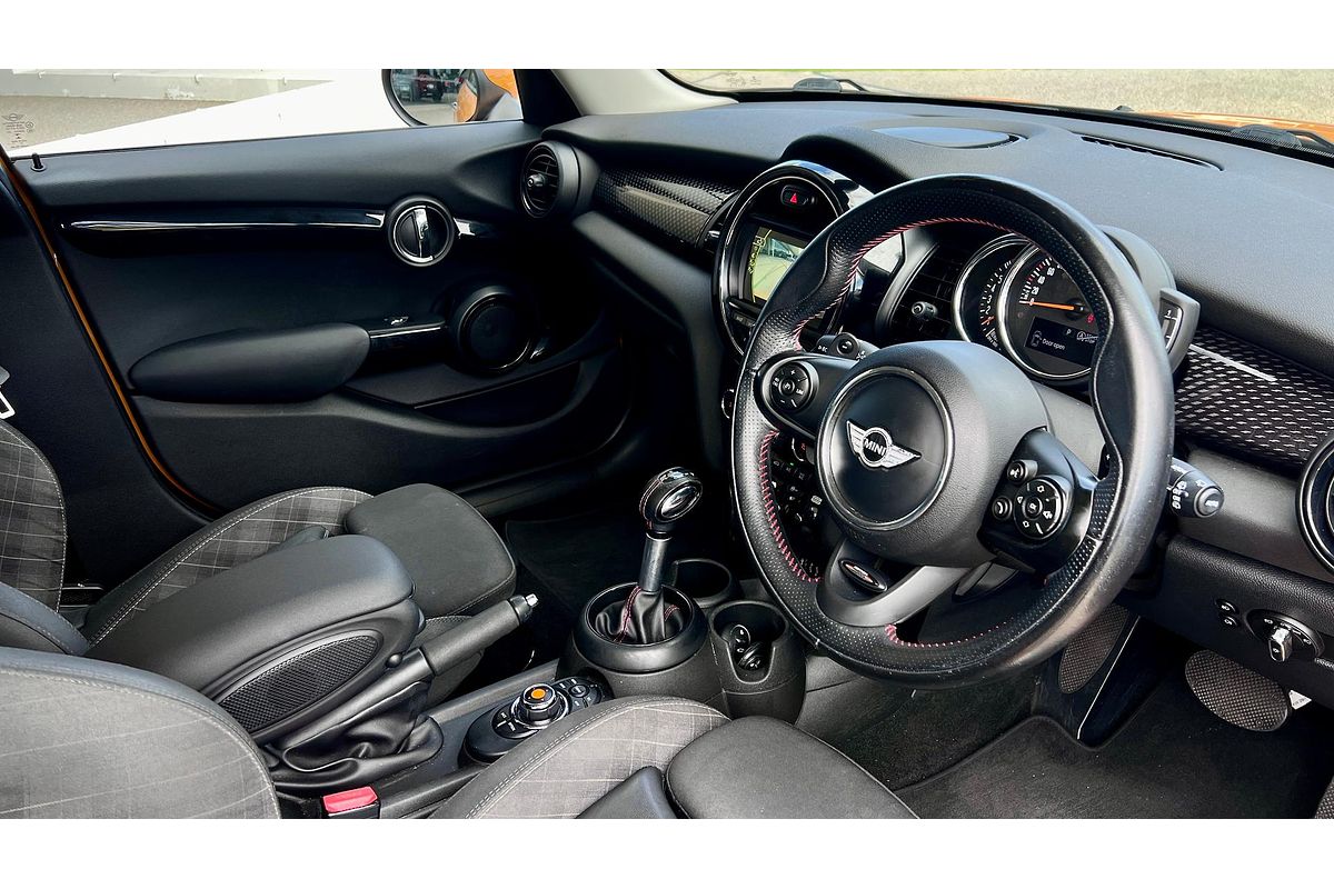 2017 MINI Hatch Cooper S F55