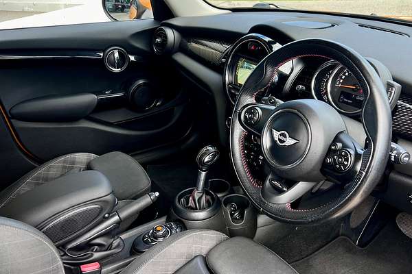 2017 MINI Hatch Cooper S F55
