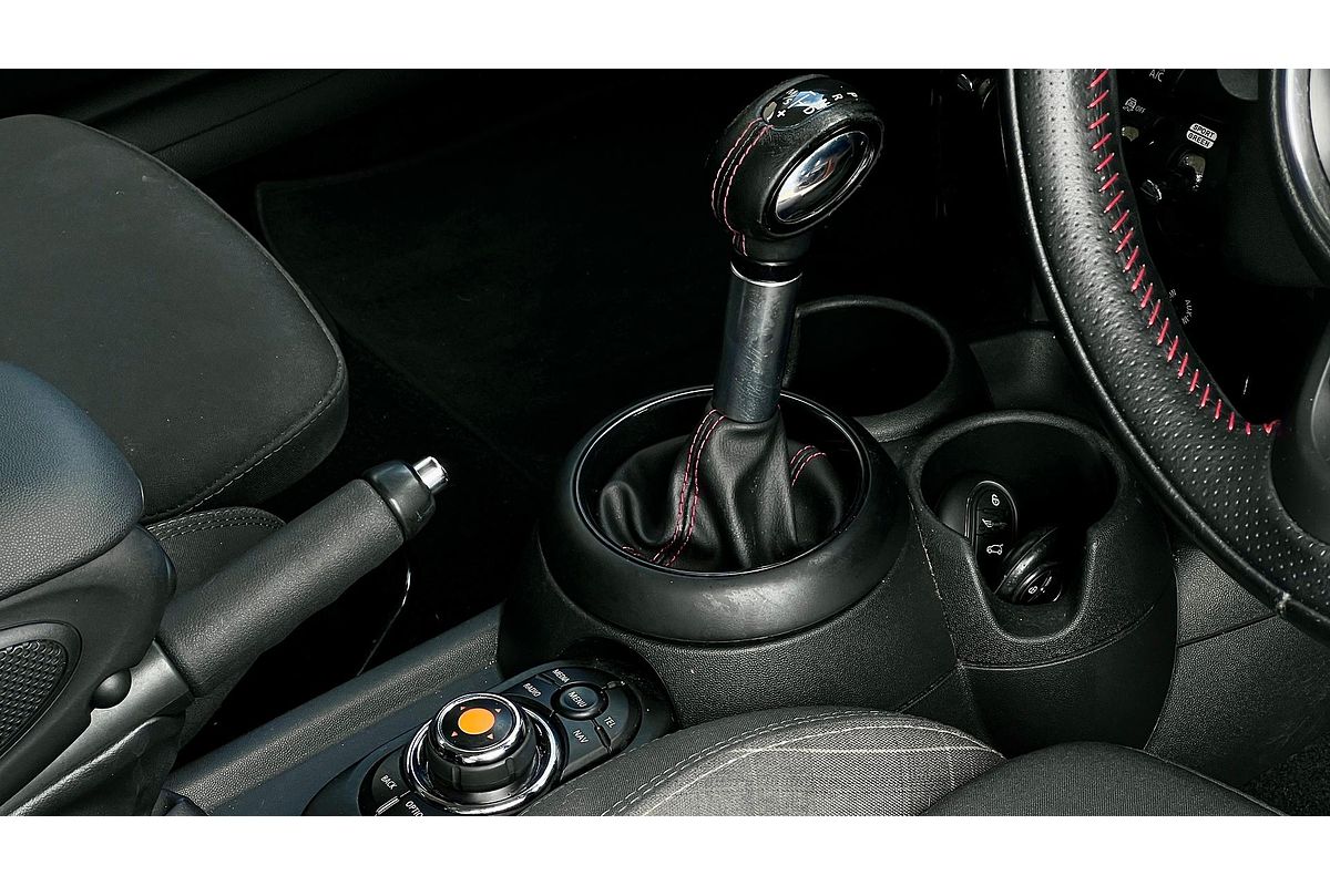 2017 MINI Hatch Cooper S F55