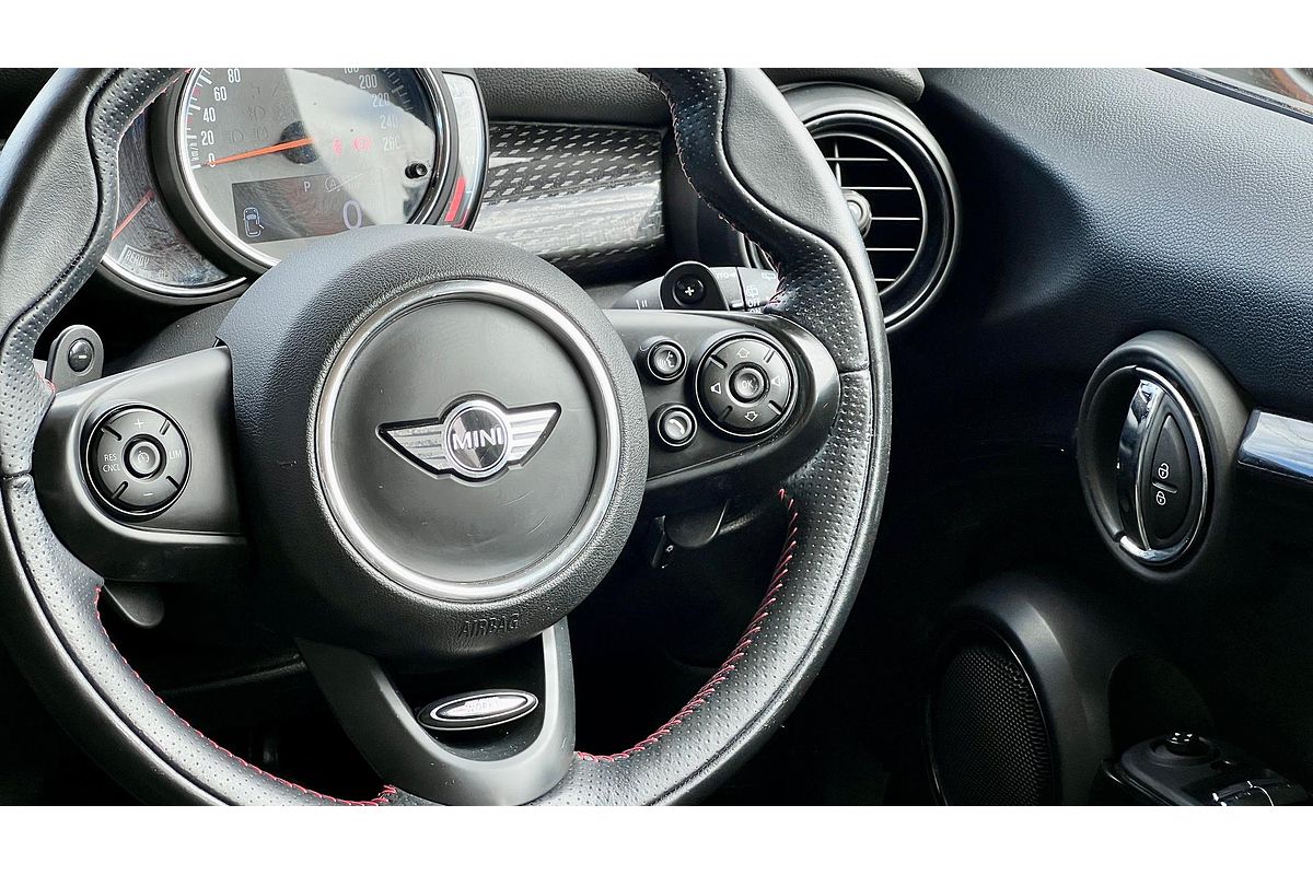 2017 MINI Hatch Cooper S F55