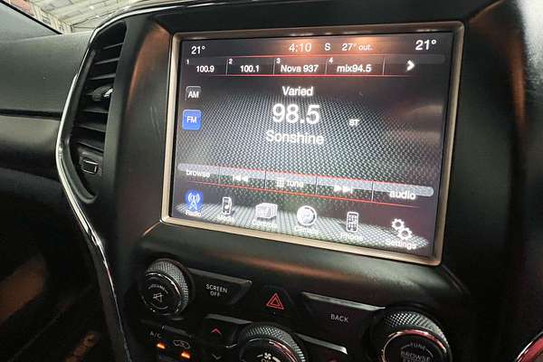 2013 Jeep Grand Cherokee Laredo WK