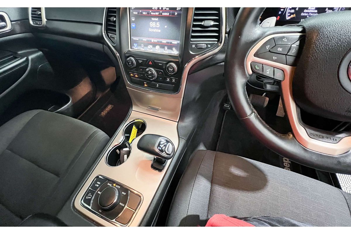 2013 Jeep Grand Cherokee Laredo WK