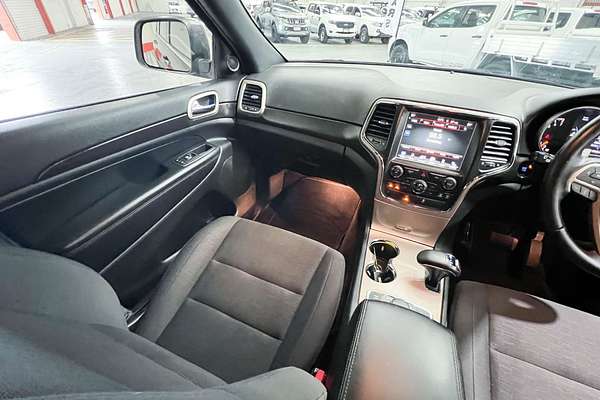 2013 Jeep Grand Cherokee Laredo WK