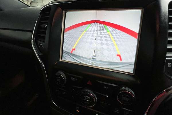 2013 Jeep Grand Cherokee Laredo WK