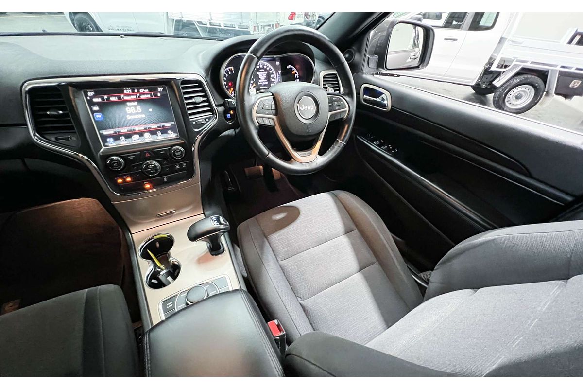 2013 Jeep Grand Cherokee Laredo WK