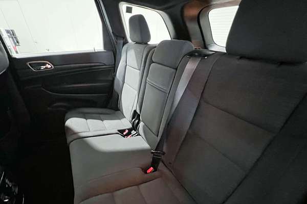 2013 Jeep Grand Cherokee Laredo WK
