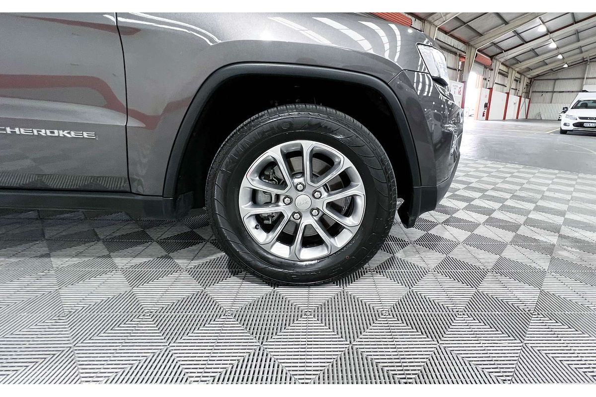 2013 Jeep Grand Cherokee Laredo WK