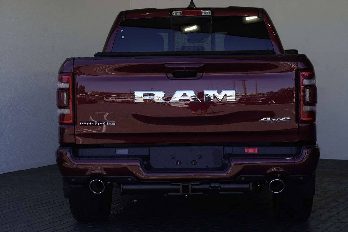 2023 RAM 1500 Laramie Sport RamBox DT 4X4 SWB