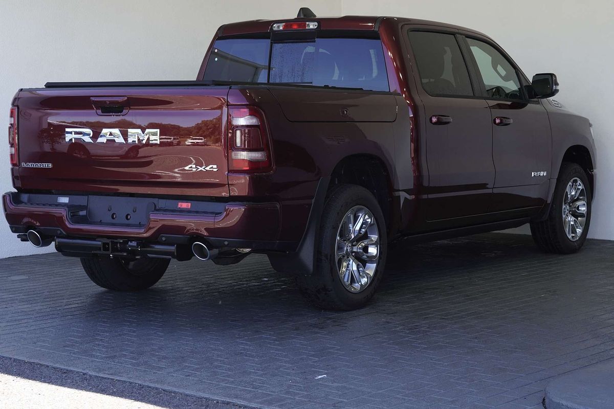 2023 RAM 1500 Laramie Sport RamBox DT 4X4 SWB