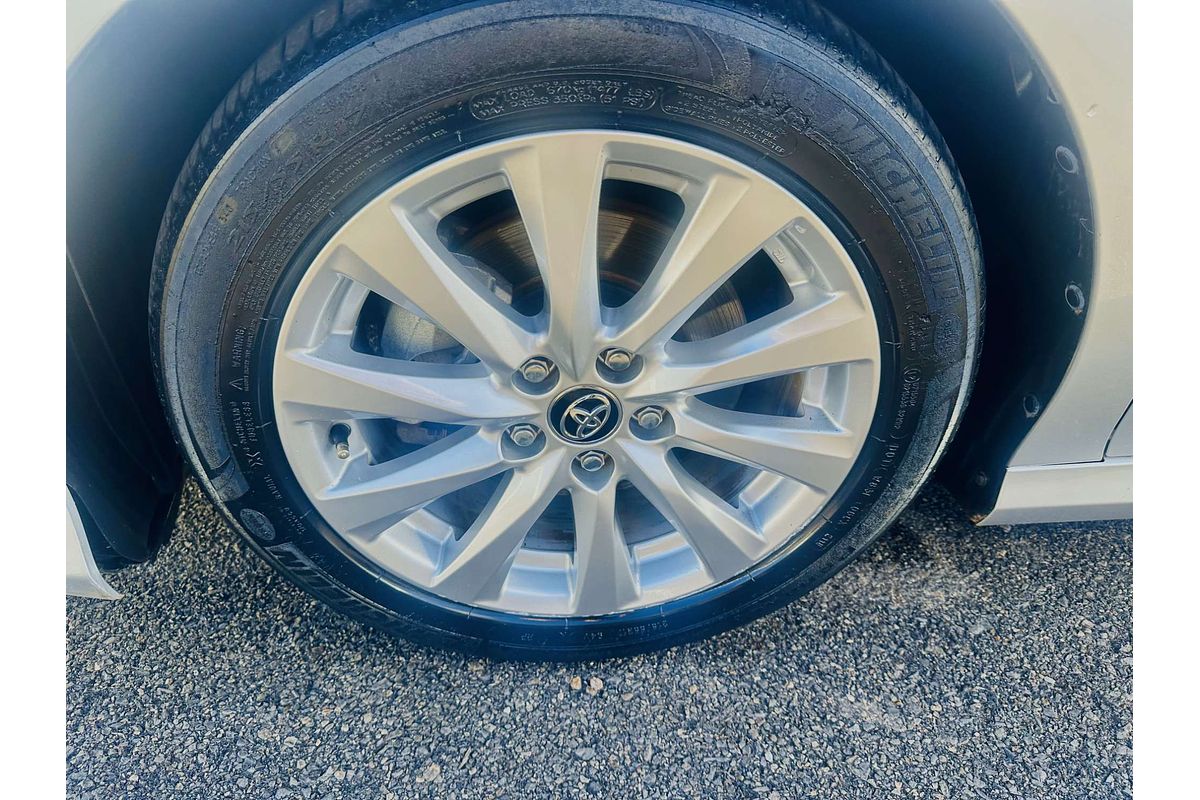 2018 Toyota Camry Ascent ASV70R