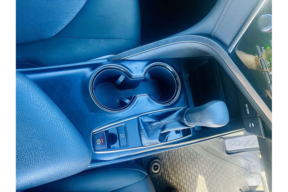 2018 Toyota Camry Ascent ASV70R