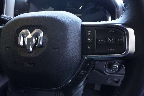 2023 RAM 1500 Laramie Sport RamBox DT 4X4 SWB