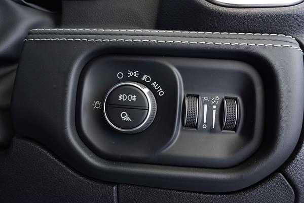 2023 RAM 1500 Laramie Sport RamBox DT 4X4 SWB