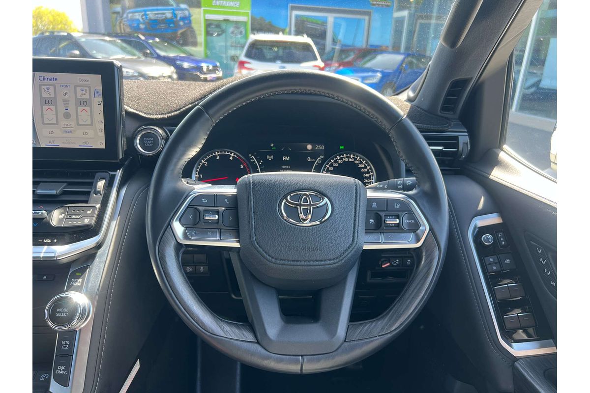 2023 Toyota Landcruiser Sahara ZX FJA300R
