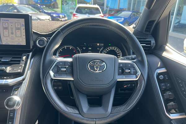 2023 Toyota Landcruiser Sahara ZX FJA300R