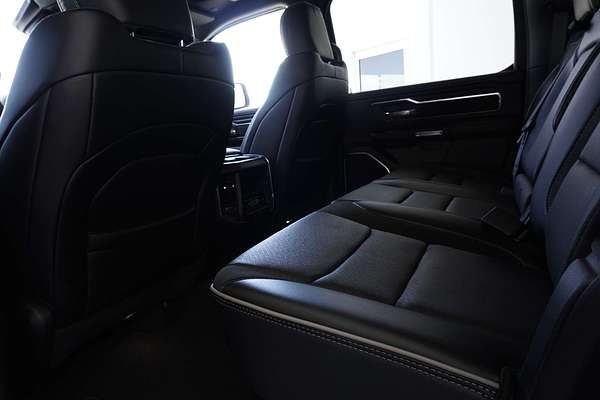 2023 RAM 1500 Laramie Sport RamBox DT 4X4 SWB