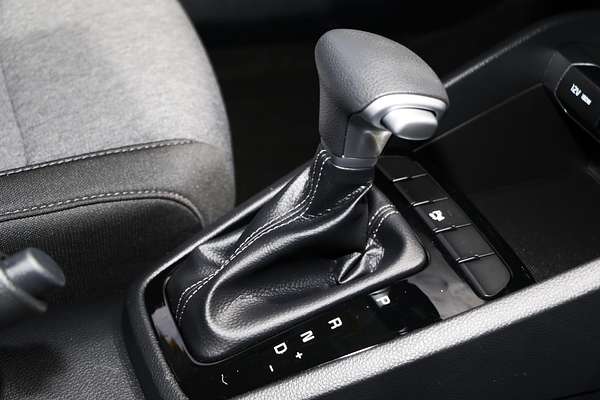 2023 Kia Stonic S YB