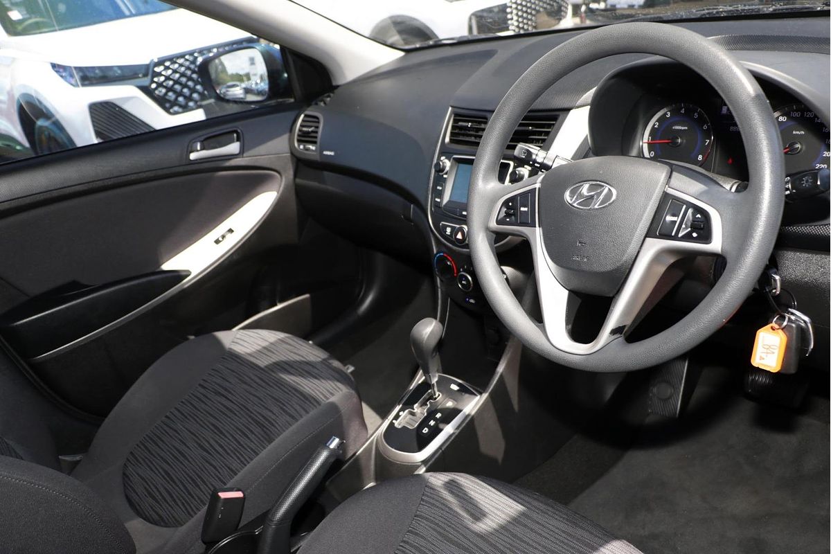2015 Hyundai Accent Active RB2
