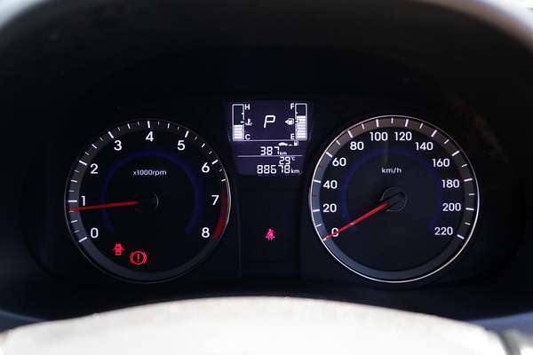 2015 Hyundai Accent Active RB2