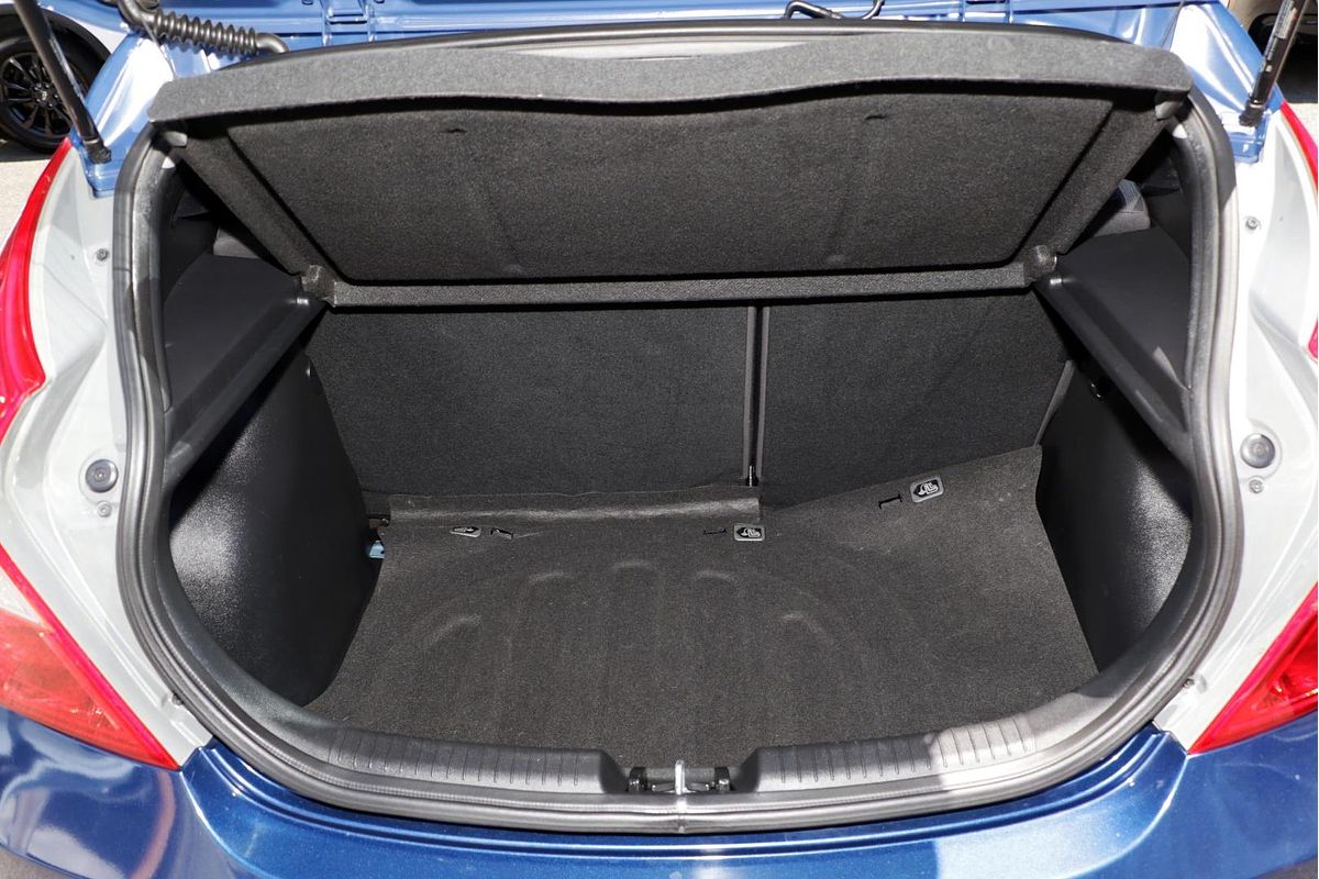 2015 Hyundai Accent Active RB2