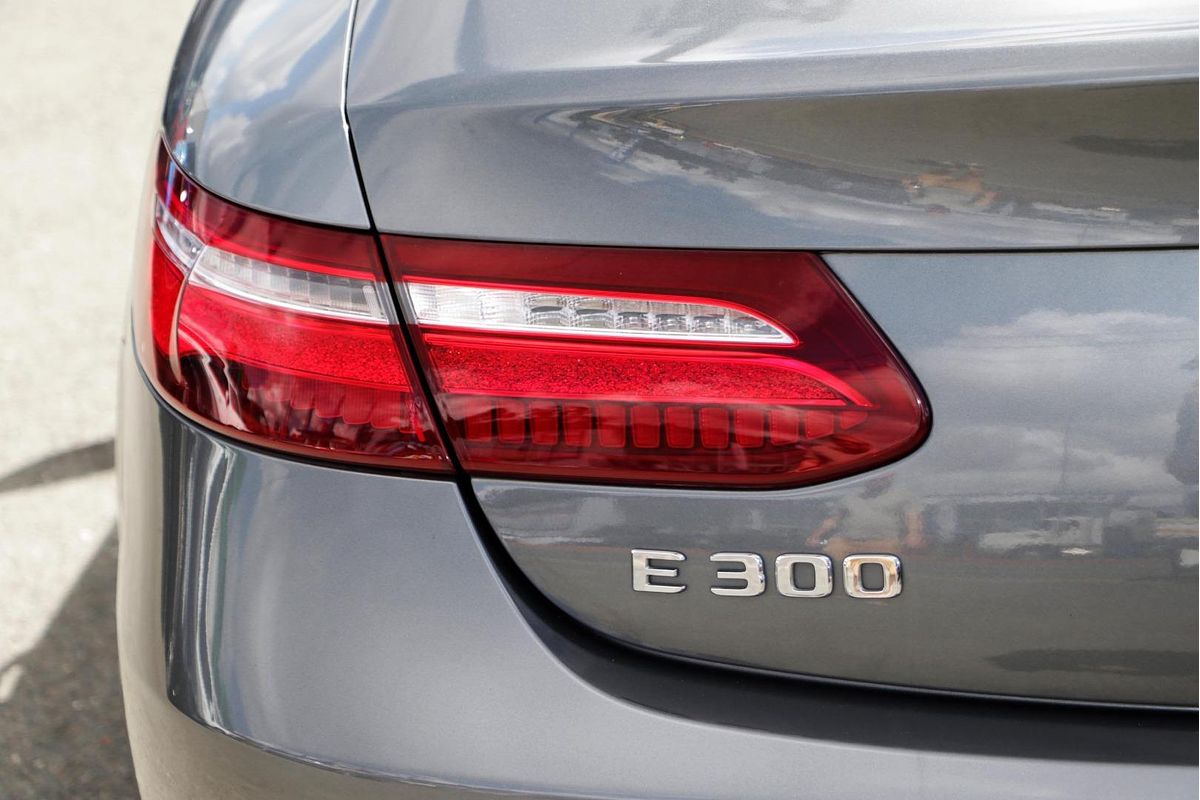 2017 Mercedes-Benz E-Class E300 C238
