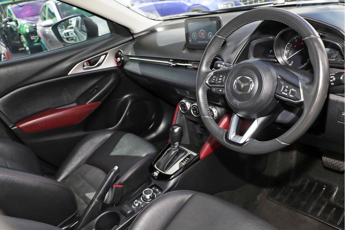 2017 Mazda CX-3 sTouring DK