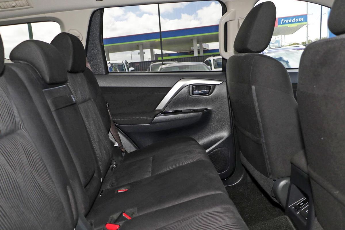 2024 Mitsubishi Pajero Sport GLS QG